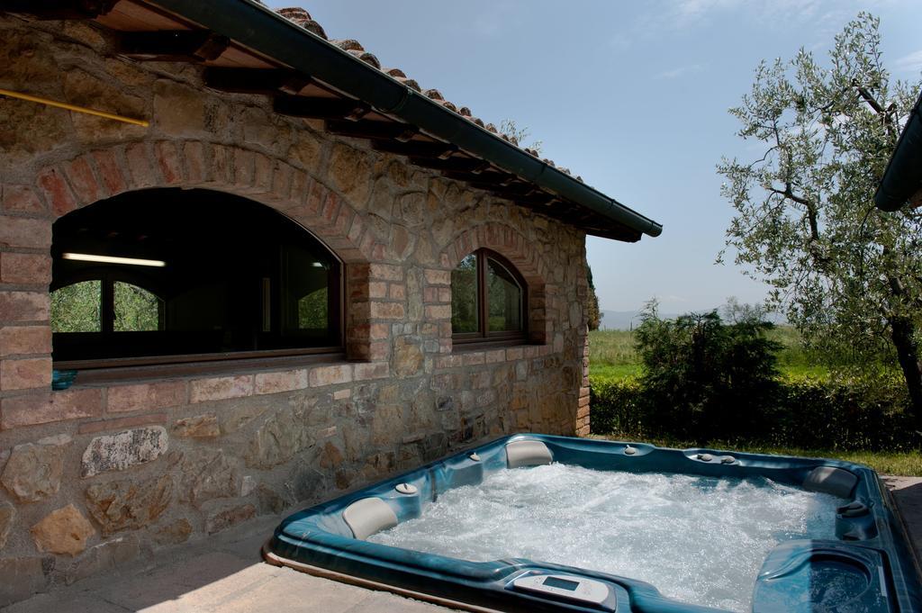 Sarna Residence San Quirico dʼOrcia Екстериор снимка