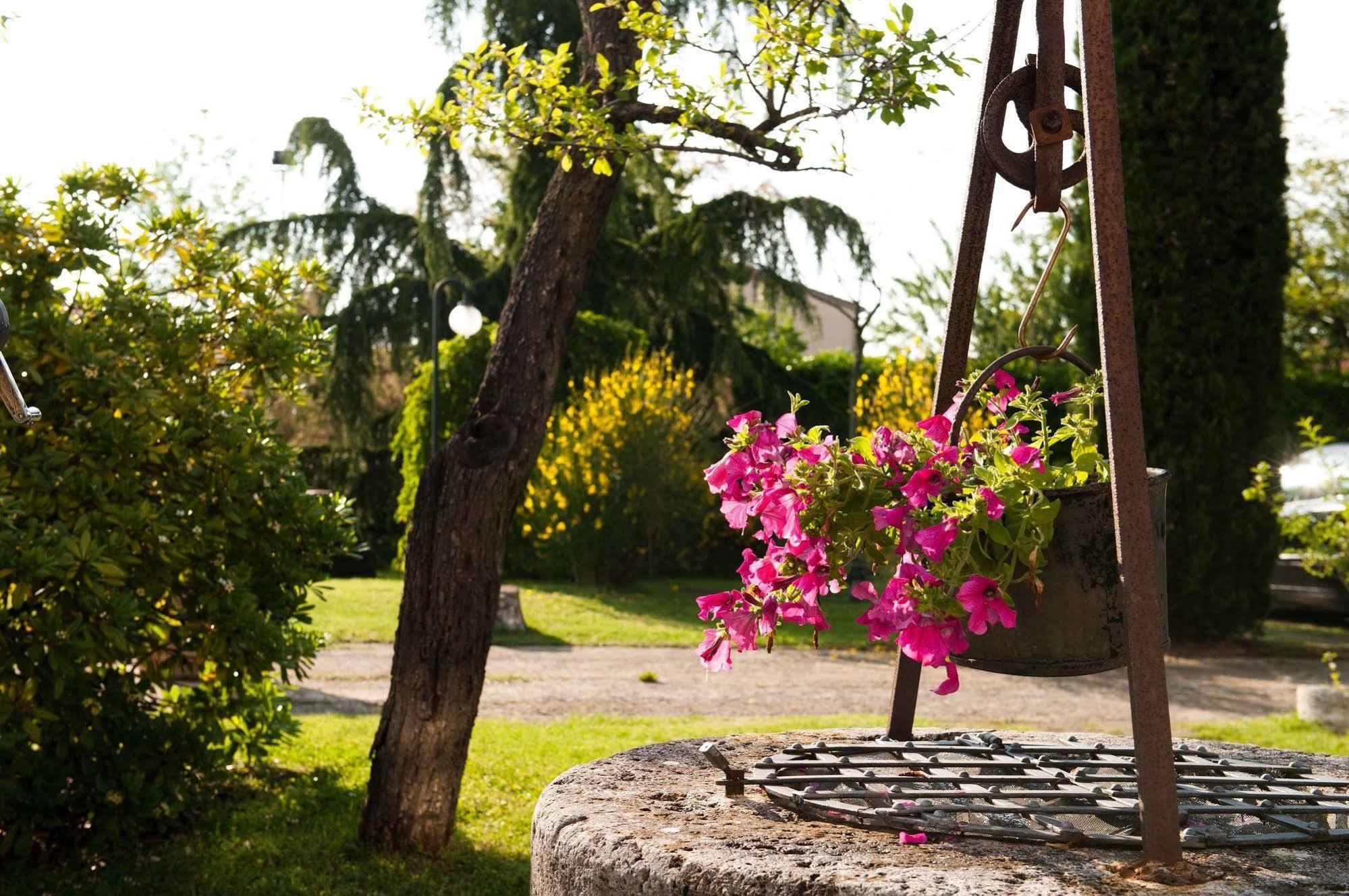 Sarna Residence San Quirico dʼOrcia Екстериор снимка